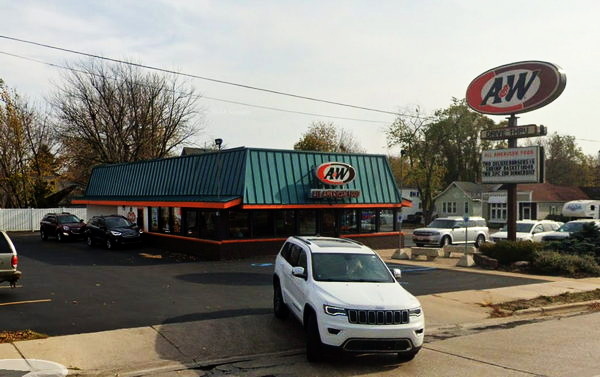 A&W Restaurant - Manistee - 133 Cypress St